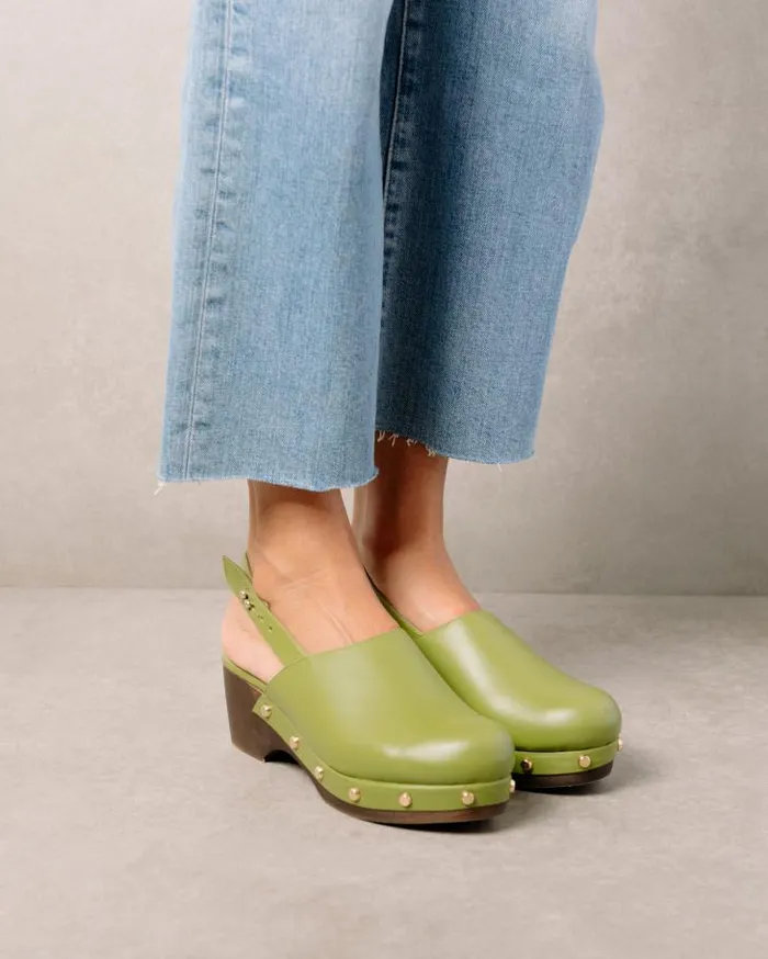 ALOHAS Clogs Women Vinyl 8211 Green Leather Clogs