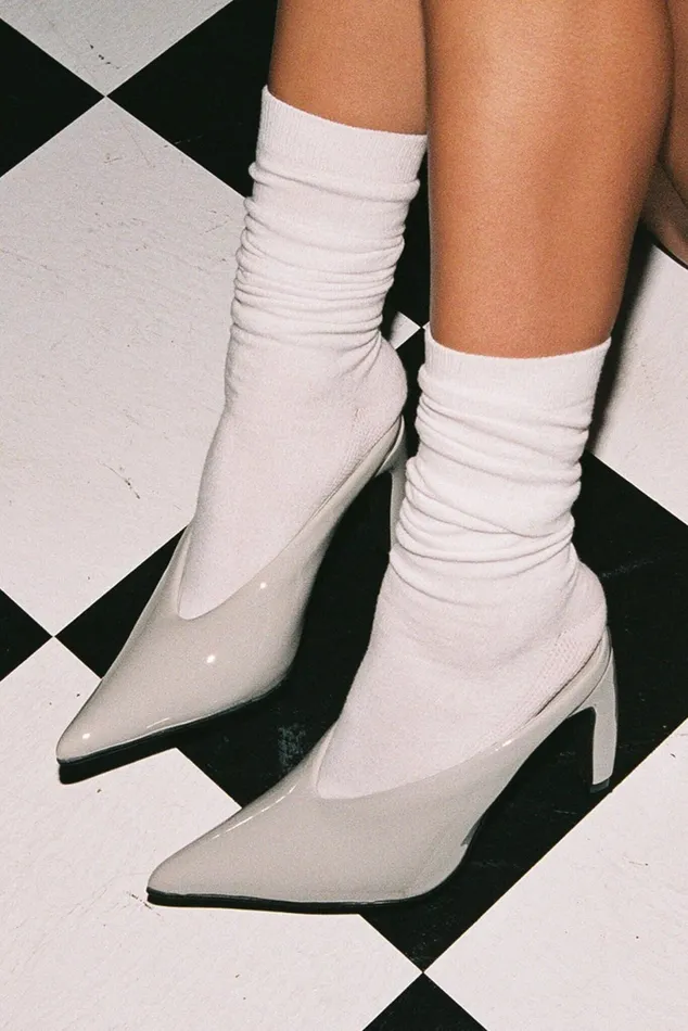 Jeffrey Campbell BUZZING Tan Patent Women Pump