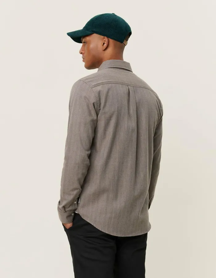 ShirtsOvershirts Men Les Deux Desert Reg Stripe Shirt 8211 Mountain GreyIvory