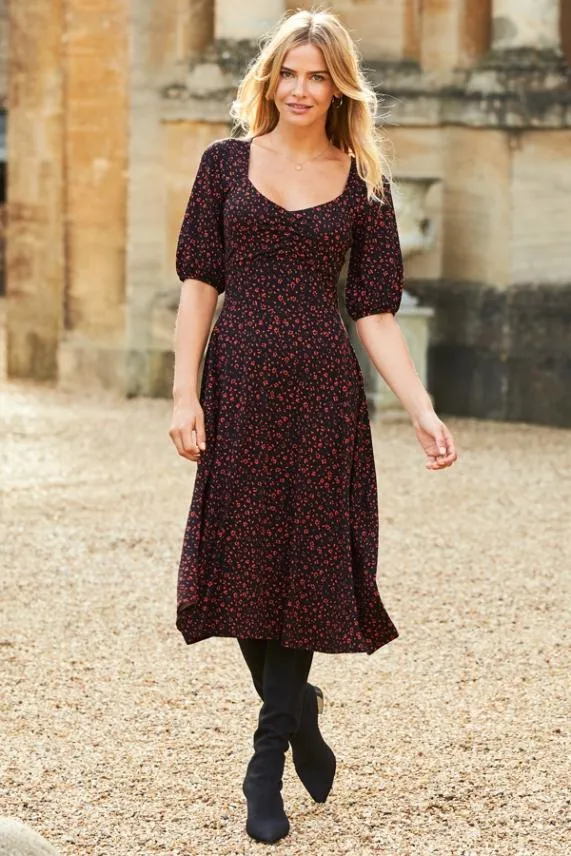 Sosandar Black and Red Ditsy Print Sweetheart Neck Midi Dress Black Red Women Dresses