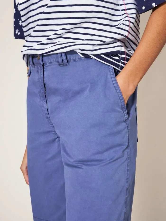 White Stuff SHORTS Hayley Organic Chino Shorts Mid Blue 8211 Women White Stuff SHORTS Hayley Organic Chino Shorts Mid Blue 8211 Women